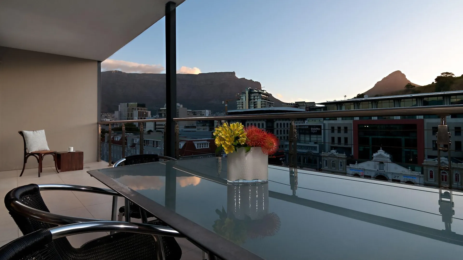The Rockwell Luxury Suites Cape Town 4*,