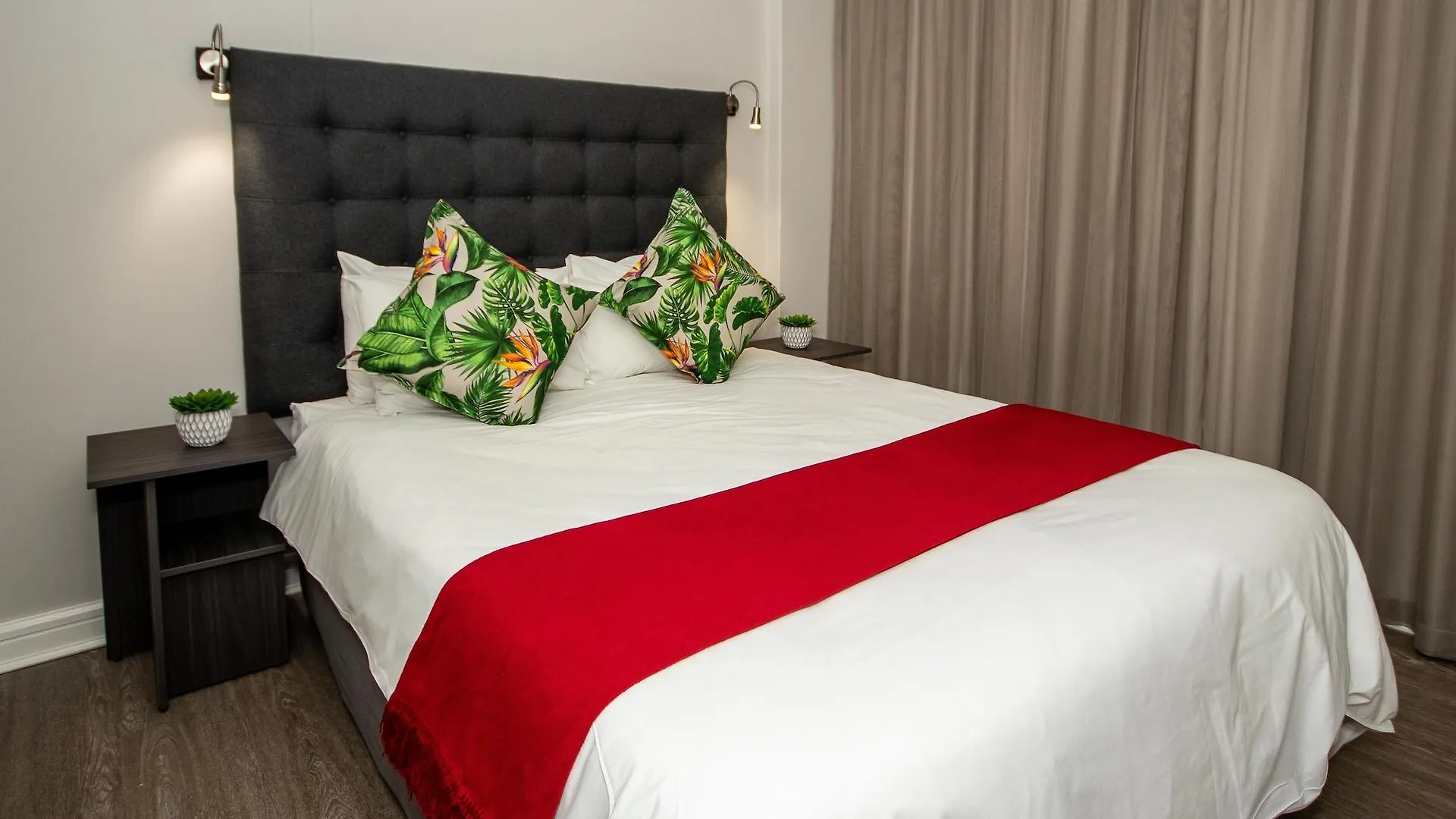 The Rockwell Luxury Suites Cape Town 4*,