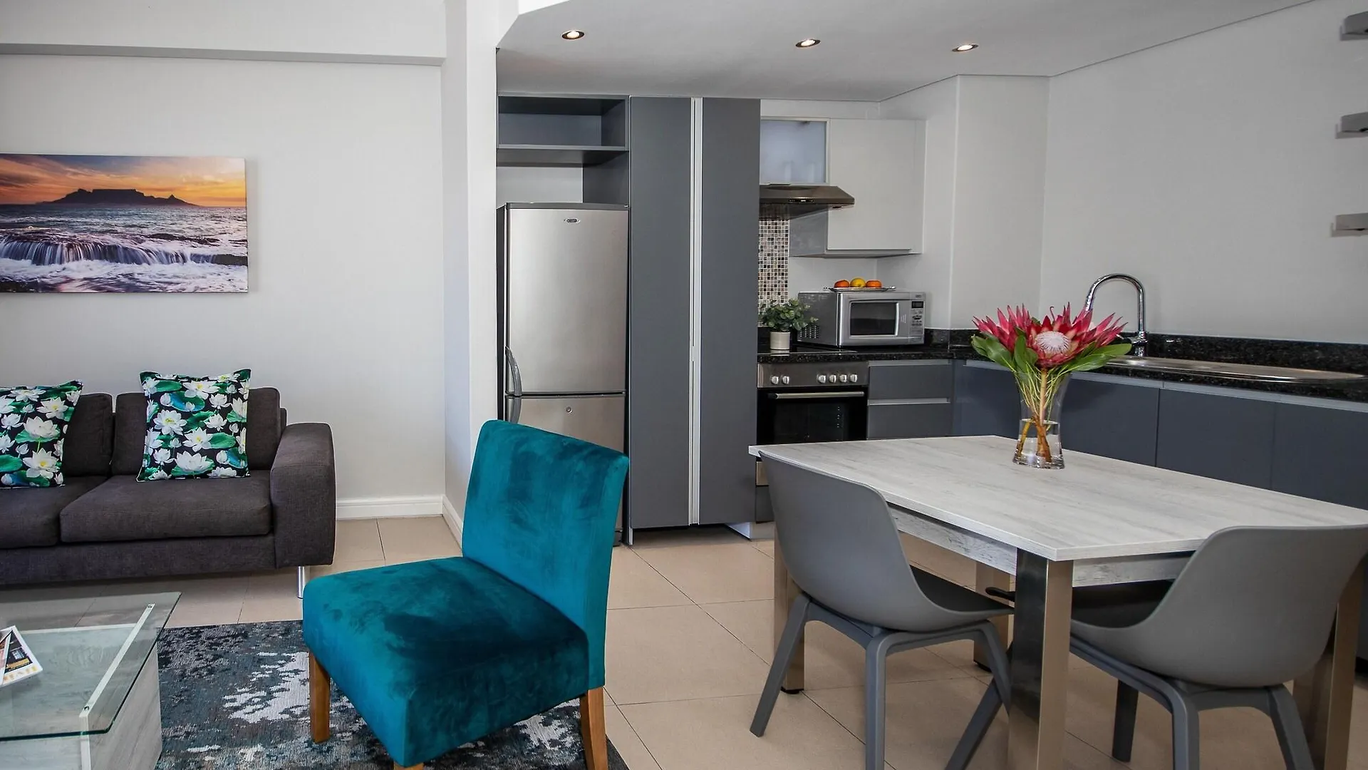 Aparthotel The Rockwell Luxury Suites Cape Town