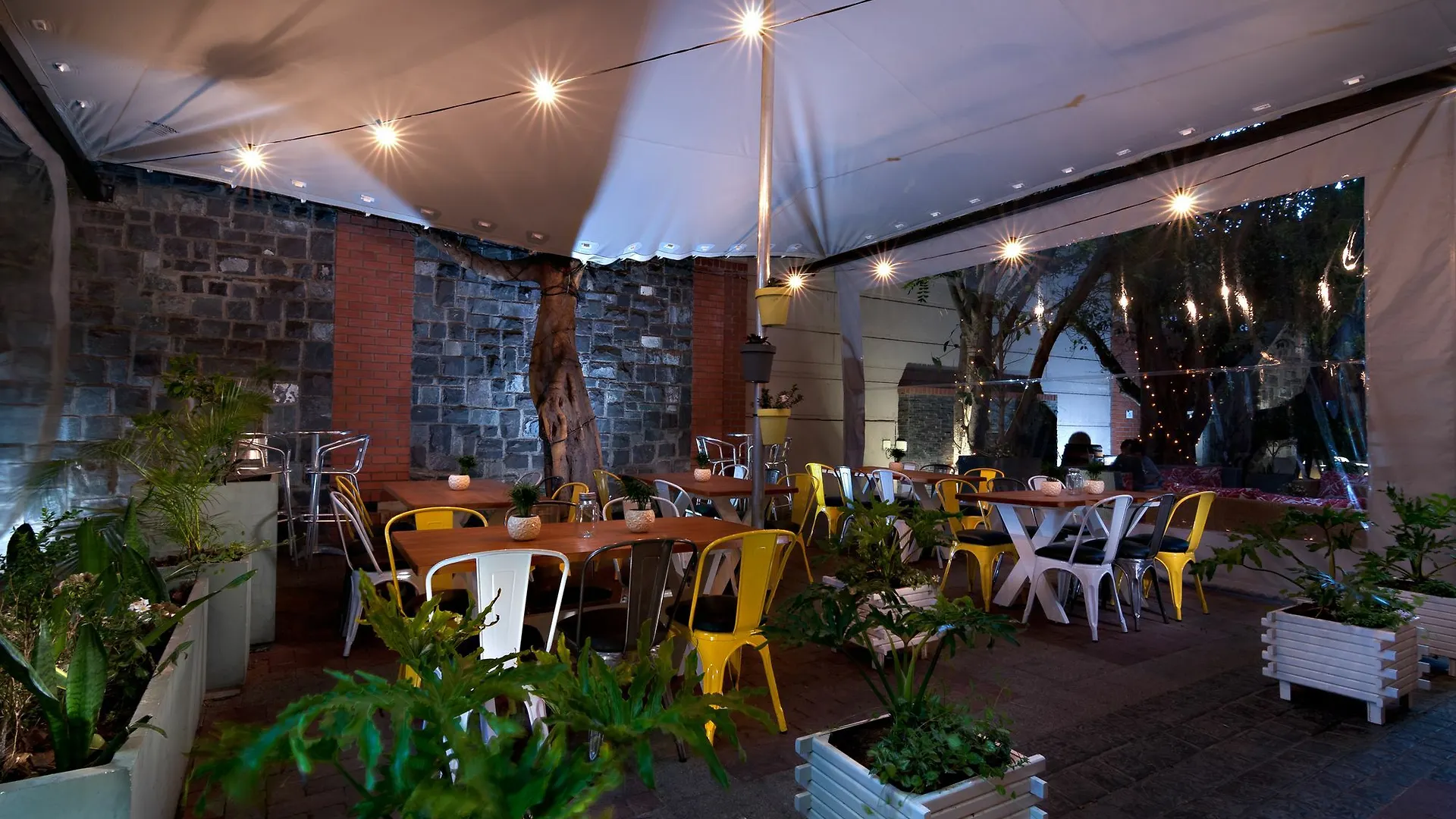 The Rockwell Luxury Suites Cape Town 4*,