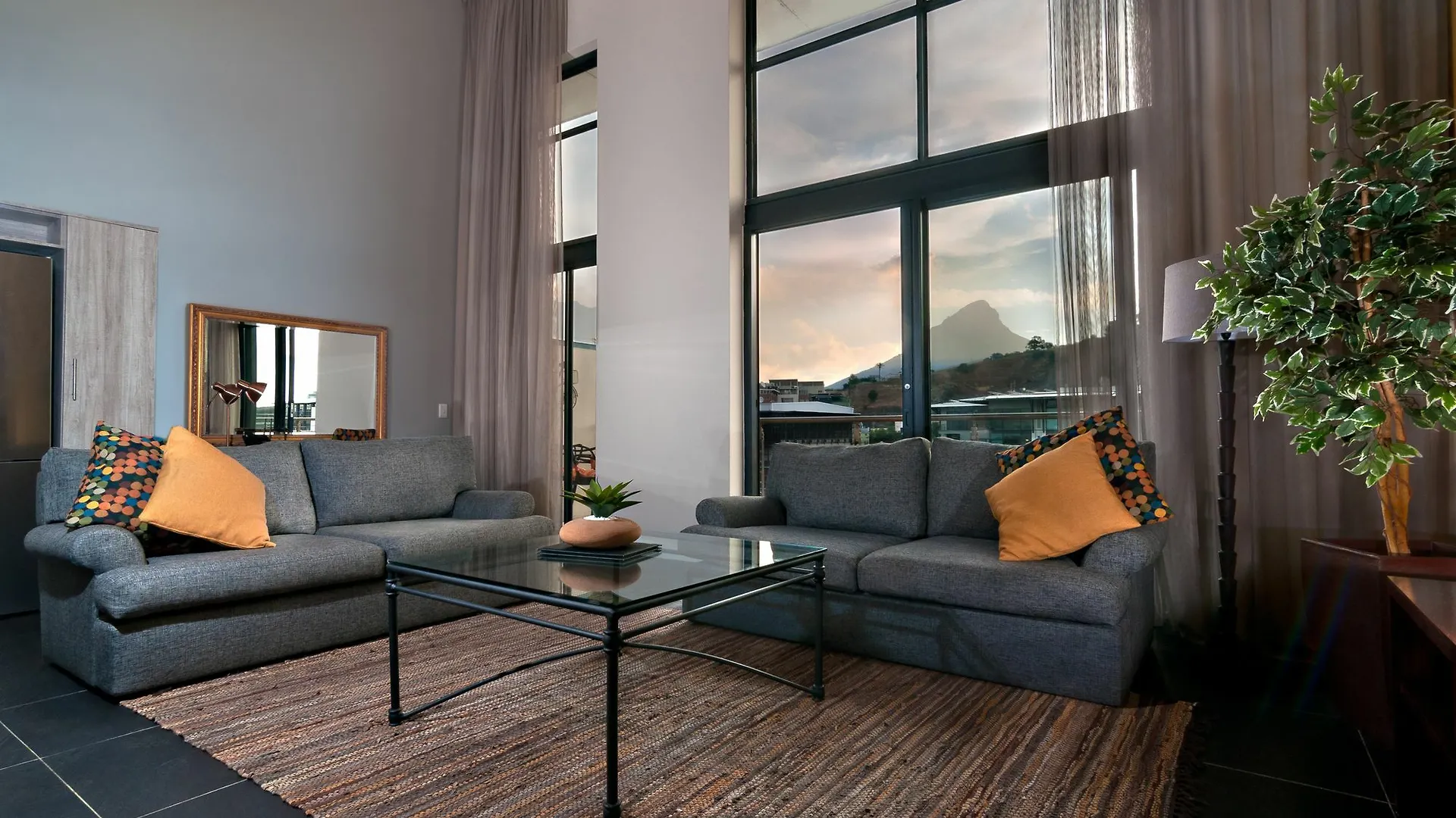 Aparthotel The Rockwell Luxury Suites Cape Town