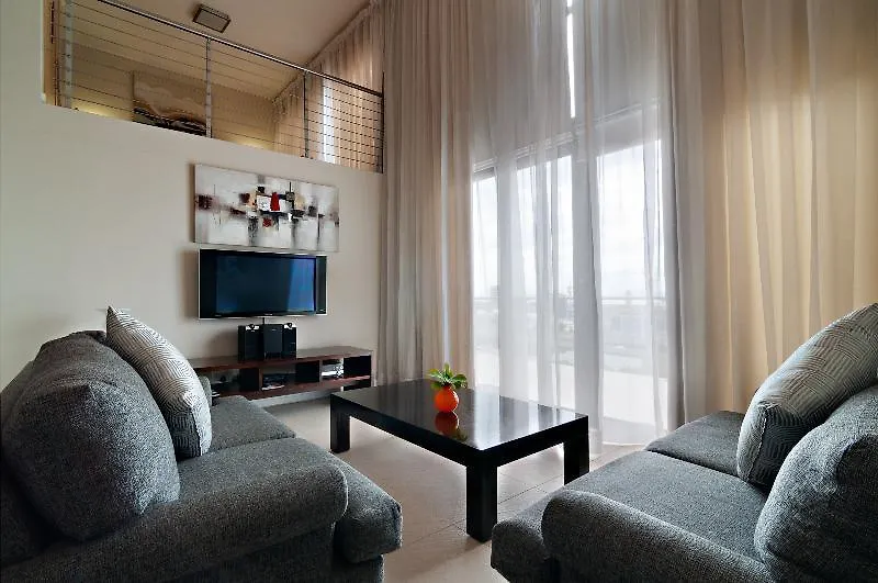The Rockwell Luxury Suites Cape Town 4*,